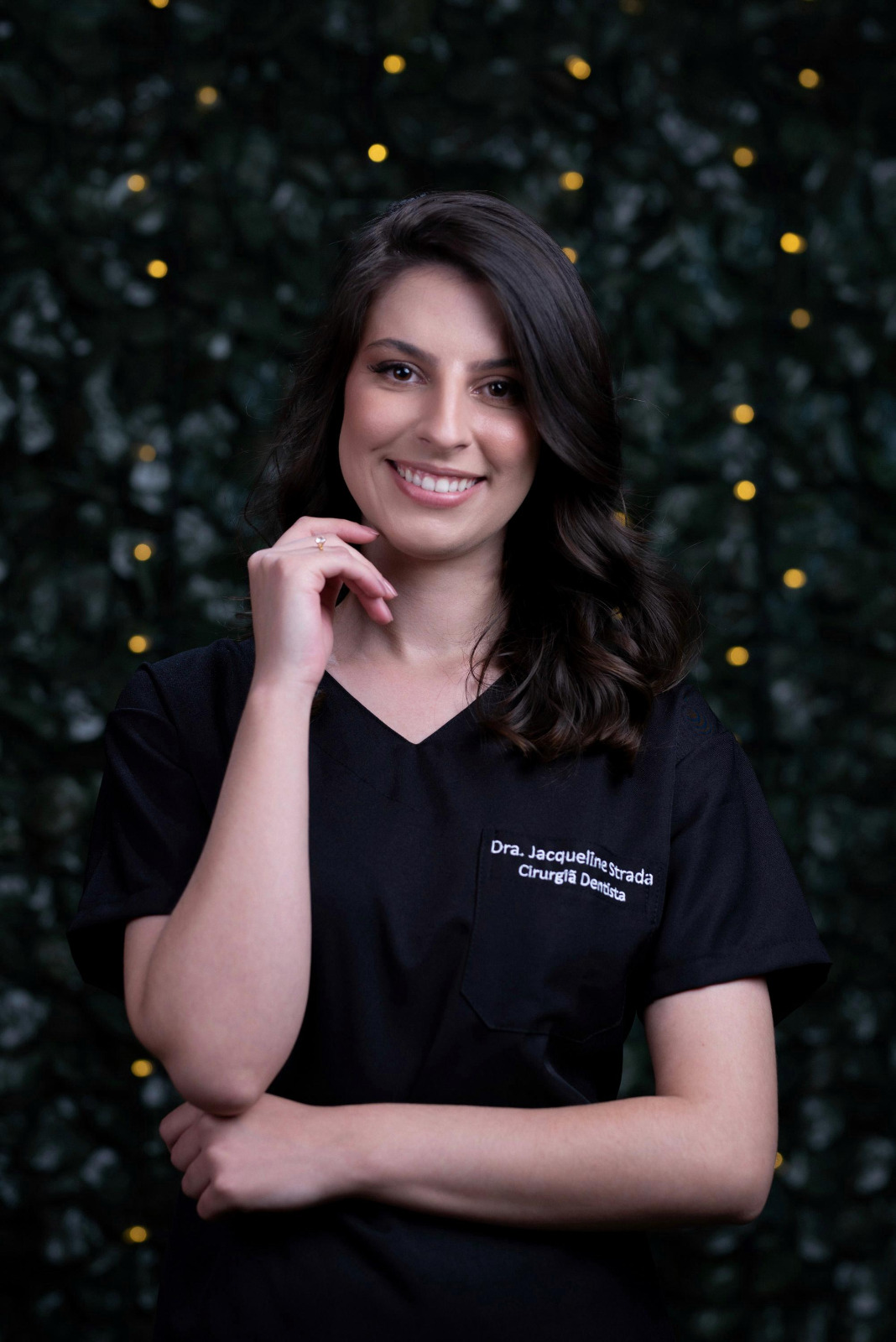Dra. Jacqueline Strada - Cirurgiã Dentista